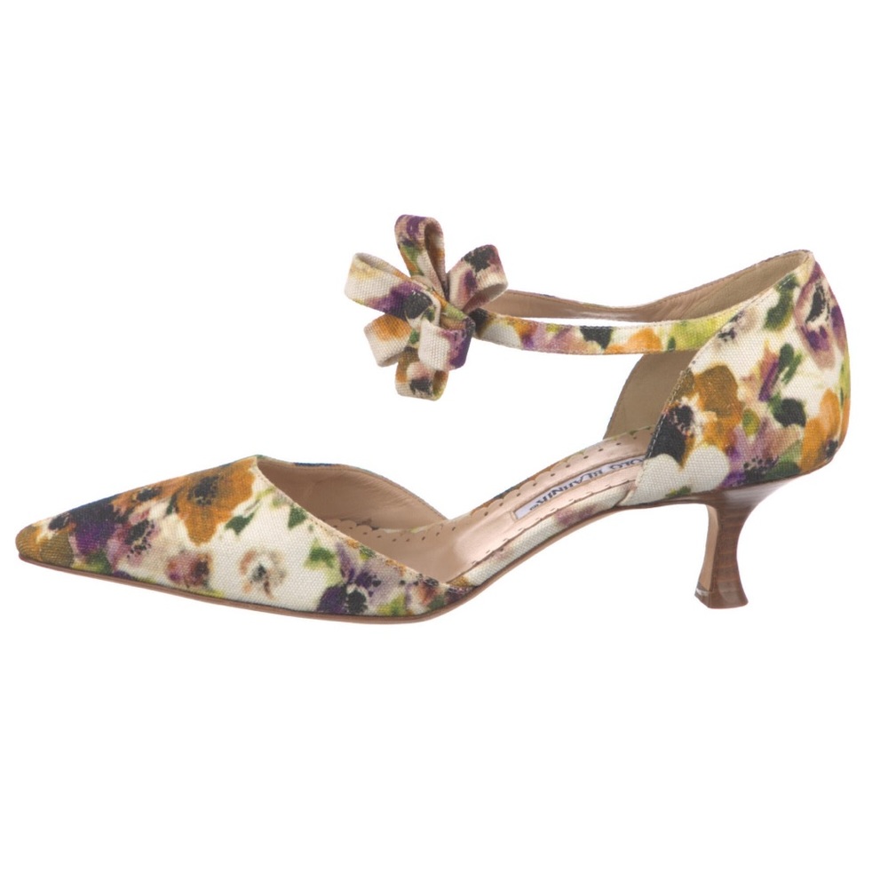 Manolo Blahnik Canvas Floral Print D’Orsay Pumps
